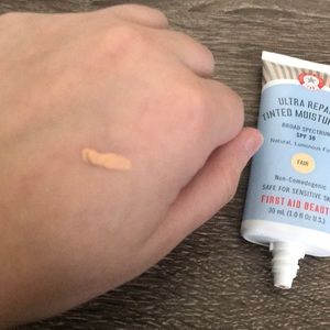 first aid beauty ultra repair tinted moisturizer broad spectrum spf 30